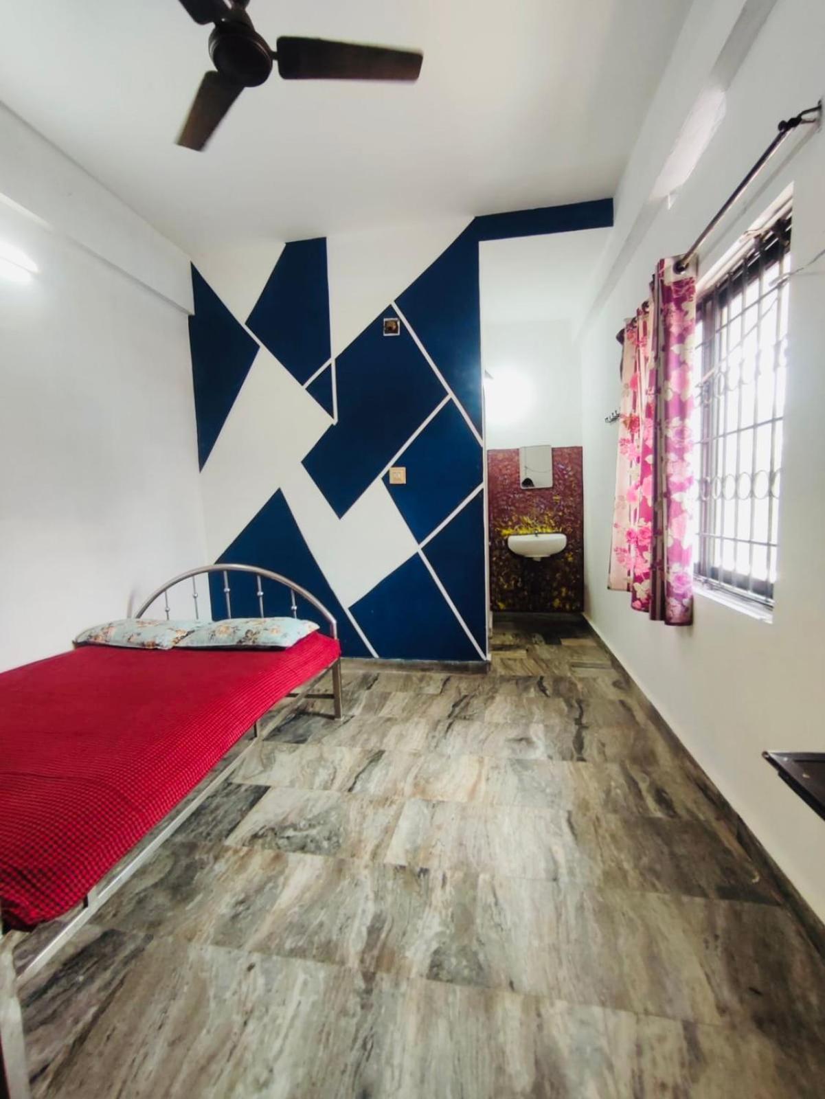 Omega Tourist Home Thrissur エクステリア 写真