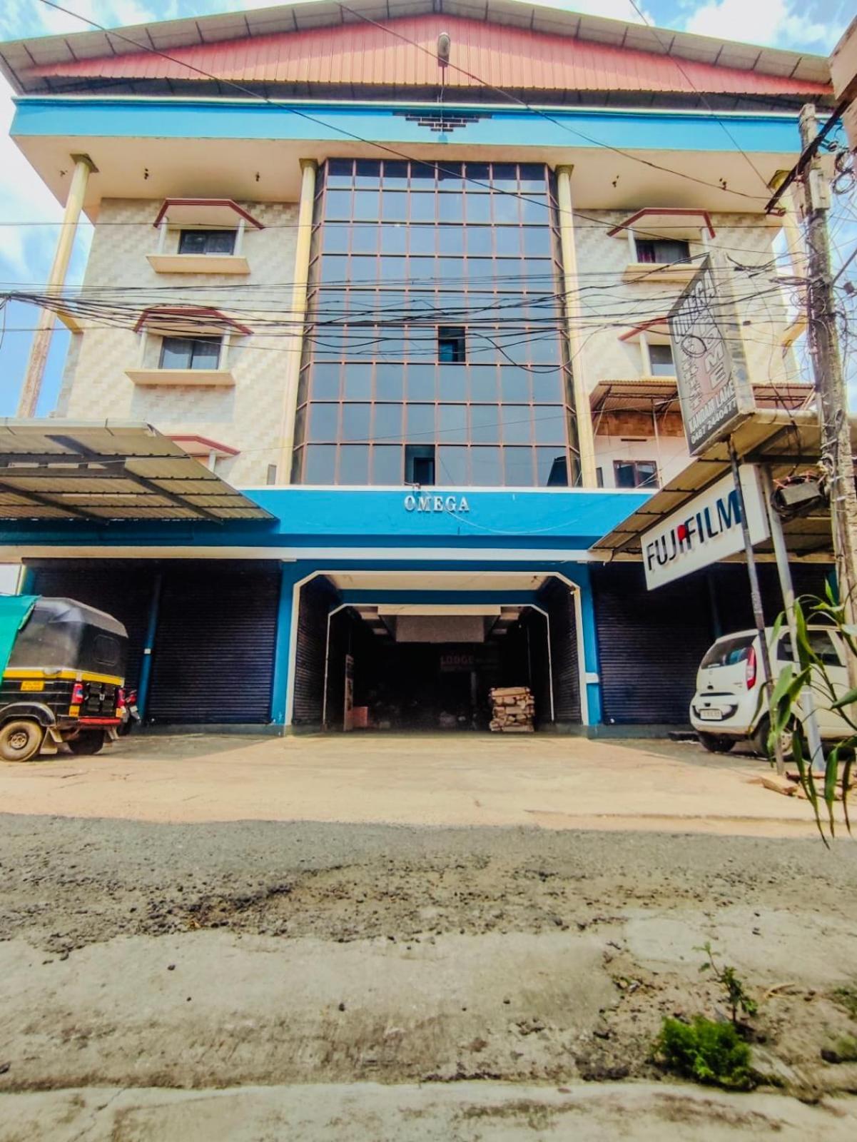 Omega Tourist Home Thrissur エクステリア 写真